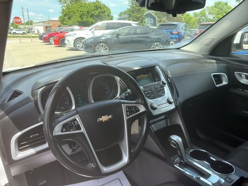 Used 2012 Chevrolet Equinox LT AWD/4WD image 6
