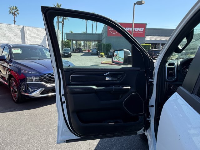 Used 2026 RAM 1500 Laramie AWD/4WD image 13