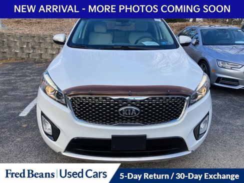 Used 2017 Kia Sorento SX image 2