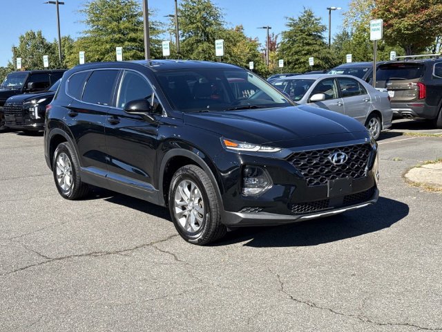 Used 2019 Hyundai Santa Fe SE AWD/4WD image 1