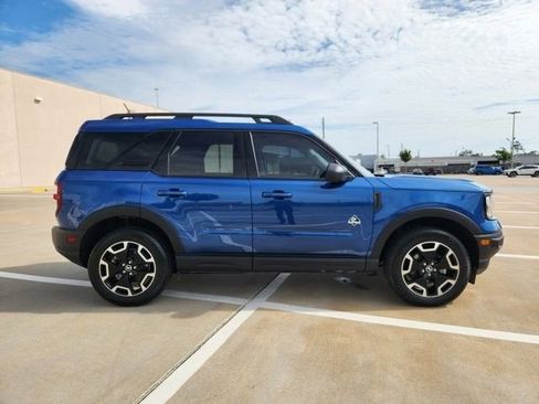 Used 2023 Ford Bronco Sport Outer Banks w/ Tech Package AWD/4WD image 4