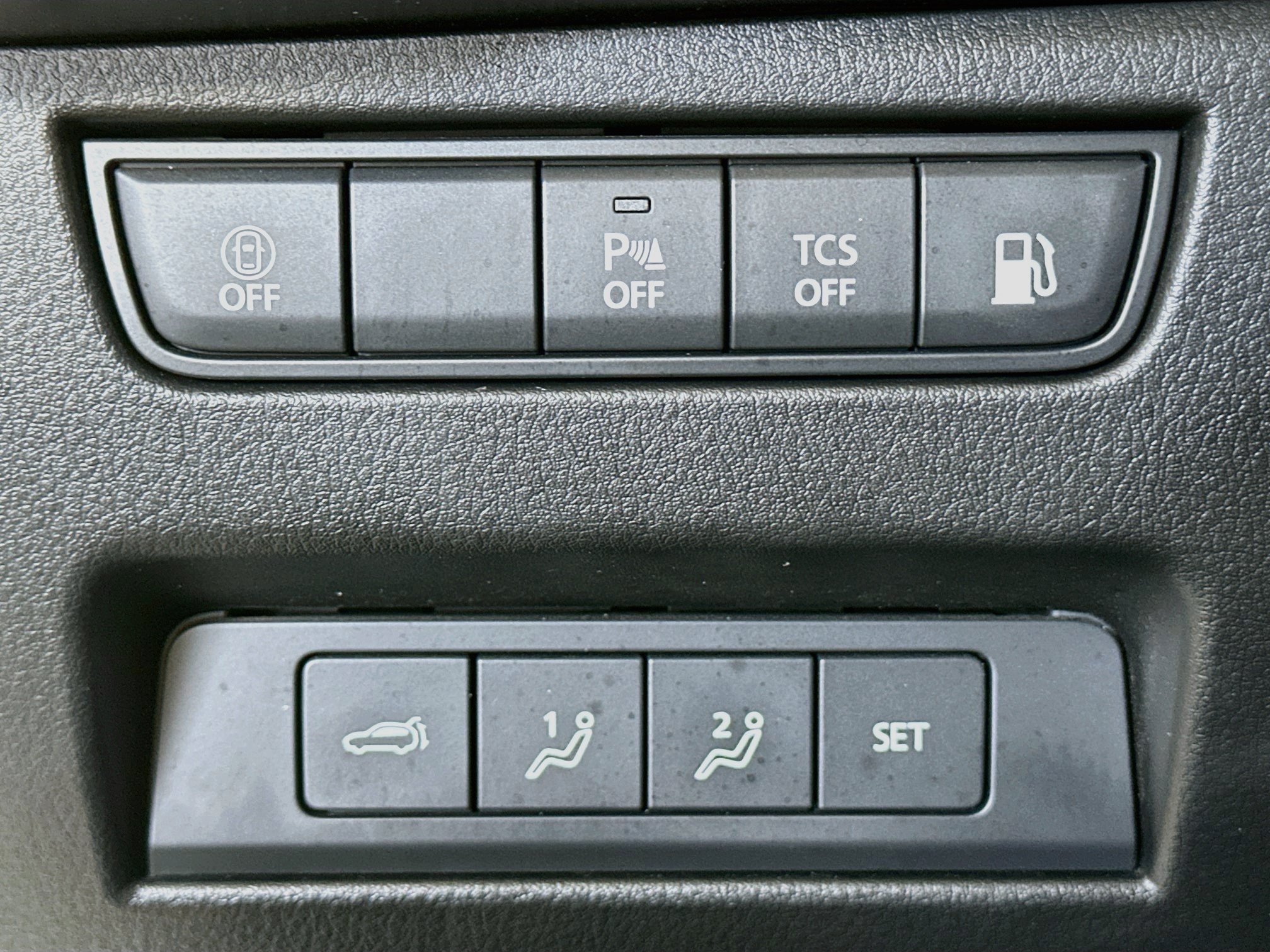 Used 2024 MAZDA CX-90 Plug-In Hybrid w/ Premium Pkg AWD/4WD image 17
