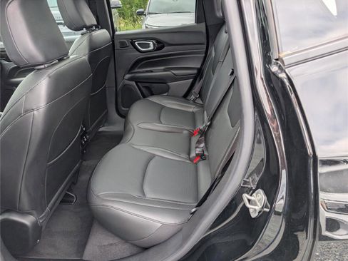 Used 2022 Jeep Compass High Altitude AWD/4WD image 15