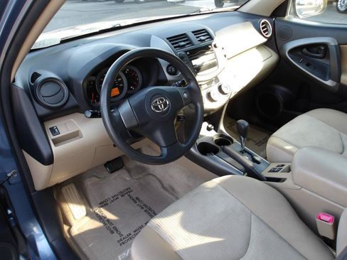 Used 2009 Toyota RAV4 4WD image 9