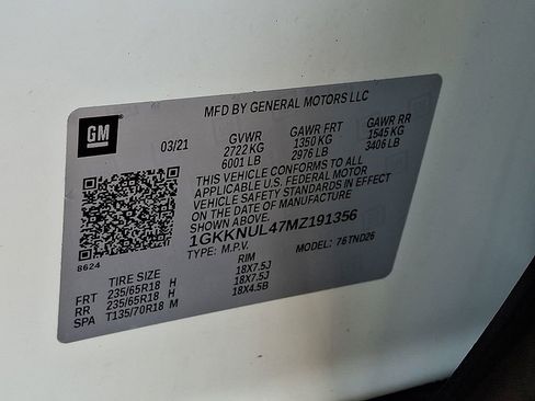 Used 2021 GMC Acadia SLT image 28