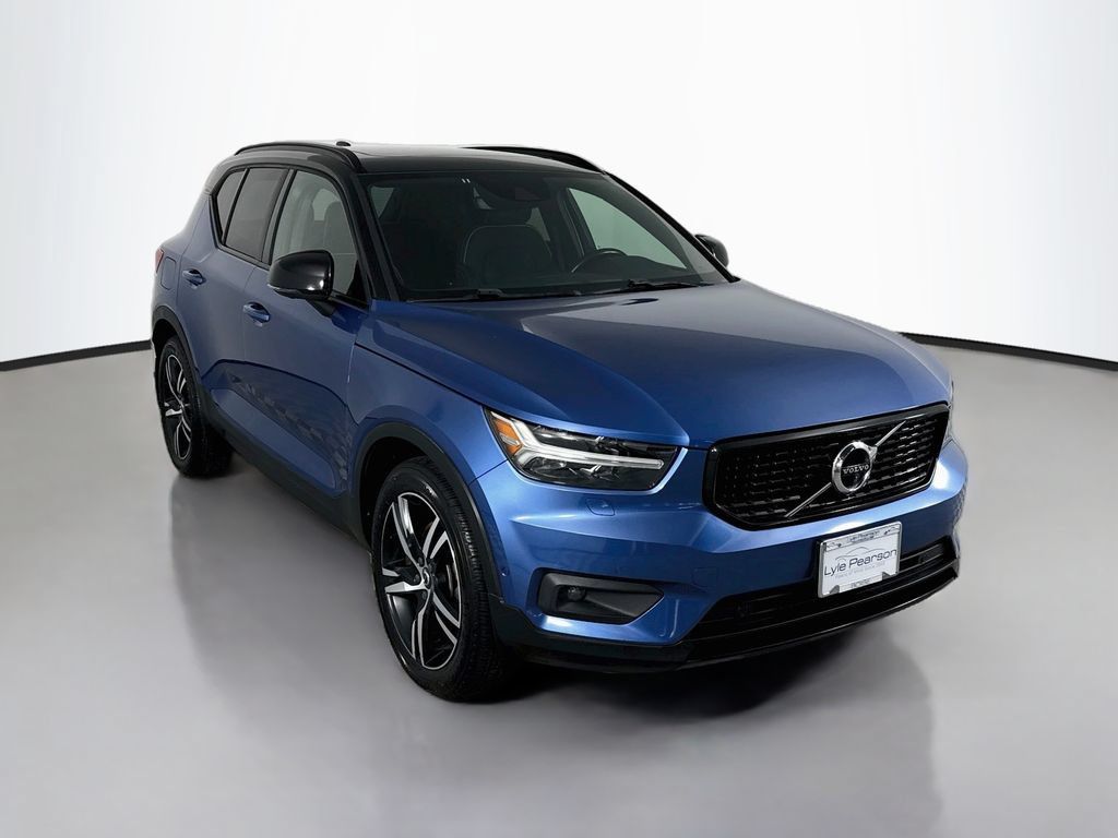 Used 2019 Volvo XC40 T5 R-Design AWD/4WD image 7