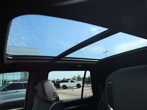 New 2026 Cadillac Escalade Sport image 18