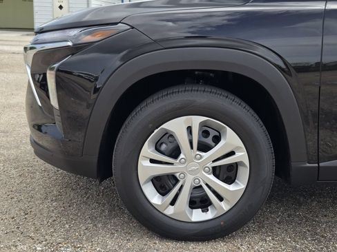 New 2026 Chevrolet Trax LS FWD image 8