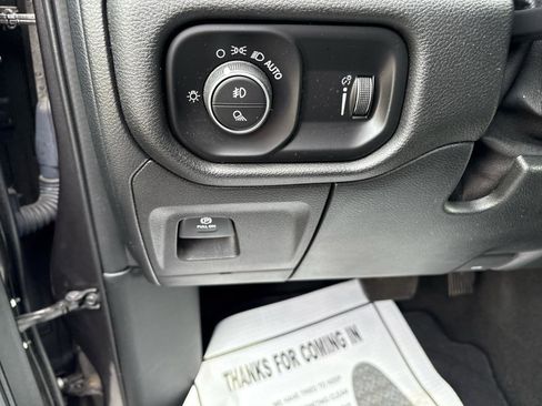 Used 2021 RAM 1500 Big Horn AWD/4WD image 16