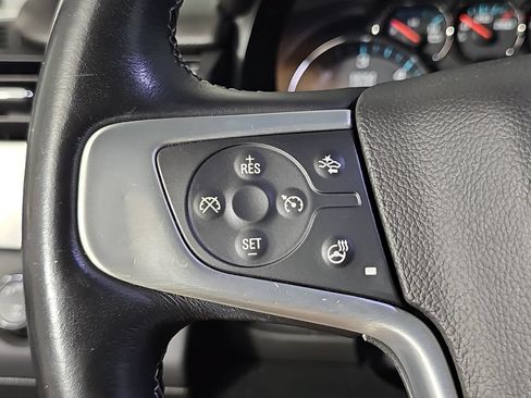 Used 2019 GMC Yukon SLT w/ Premium Edition AWD/4WD image 16