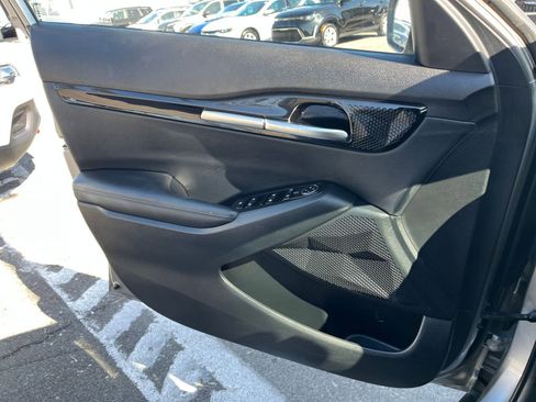 Used 2025 Kia Seltos S FWD image 18