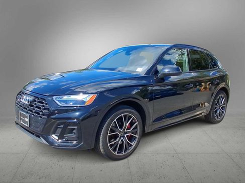 Used 2023 Audi SQ5 Premium Plus w/ Premium Plus Package AWD/4WD image 4