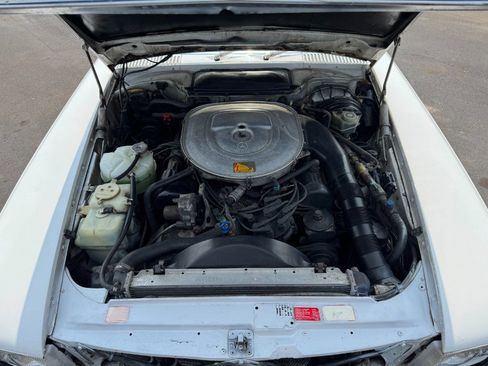 Used 1989 Mercedes-Benz 560 SL image 19