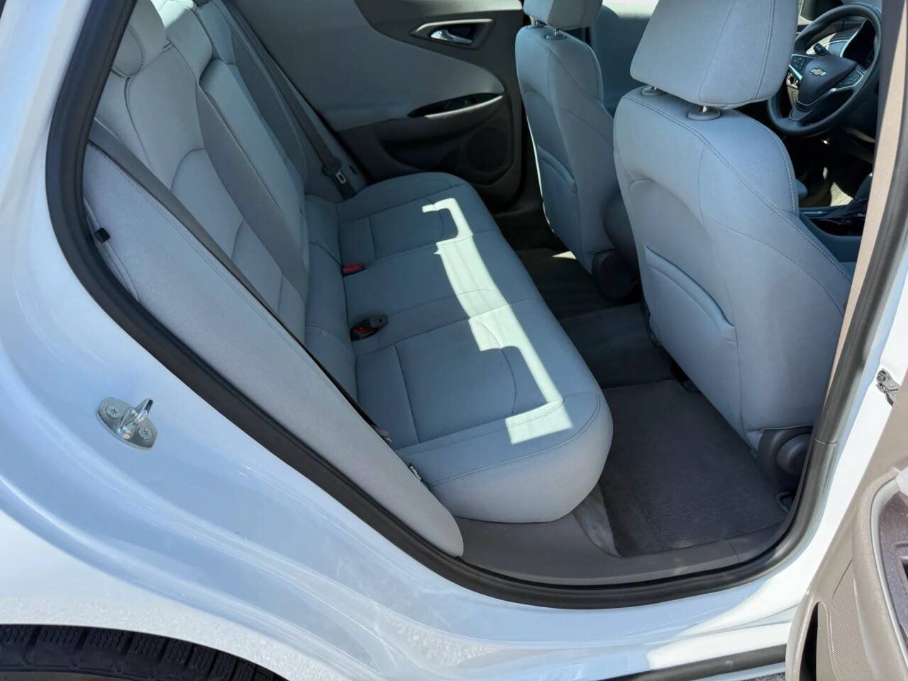 Used 2016 Chevrolet Malibu LS FWD image 10