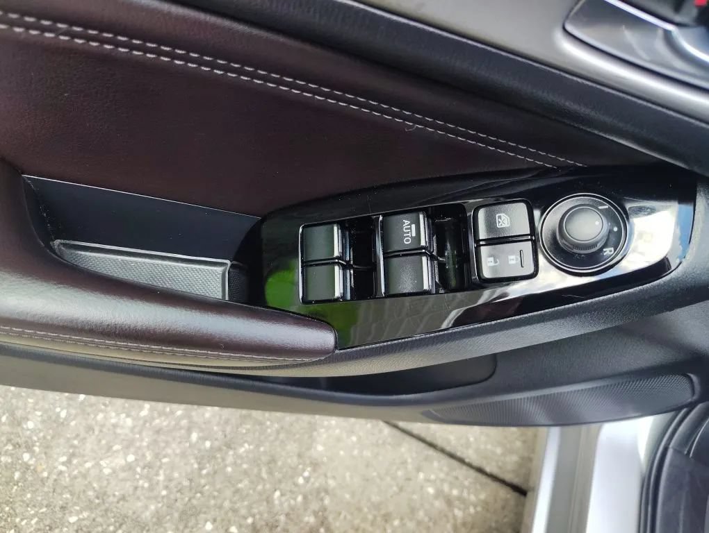 Used 2018 MAZDA MAZDA3 Touring FWD image 10