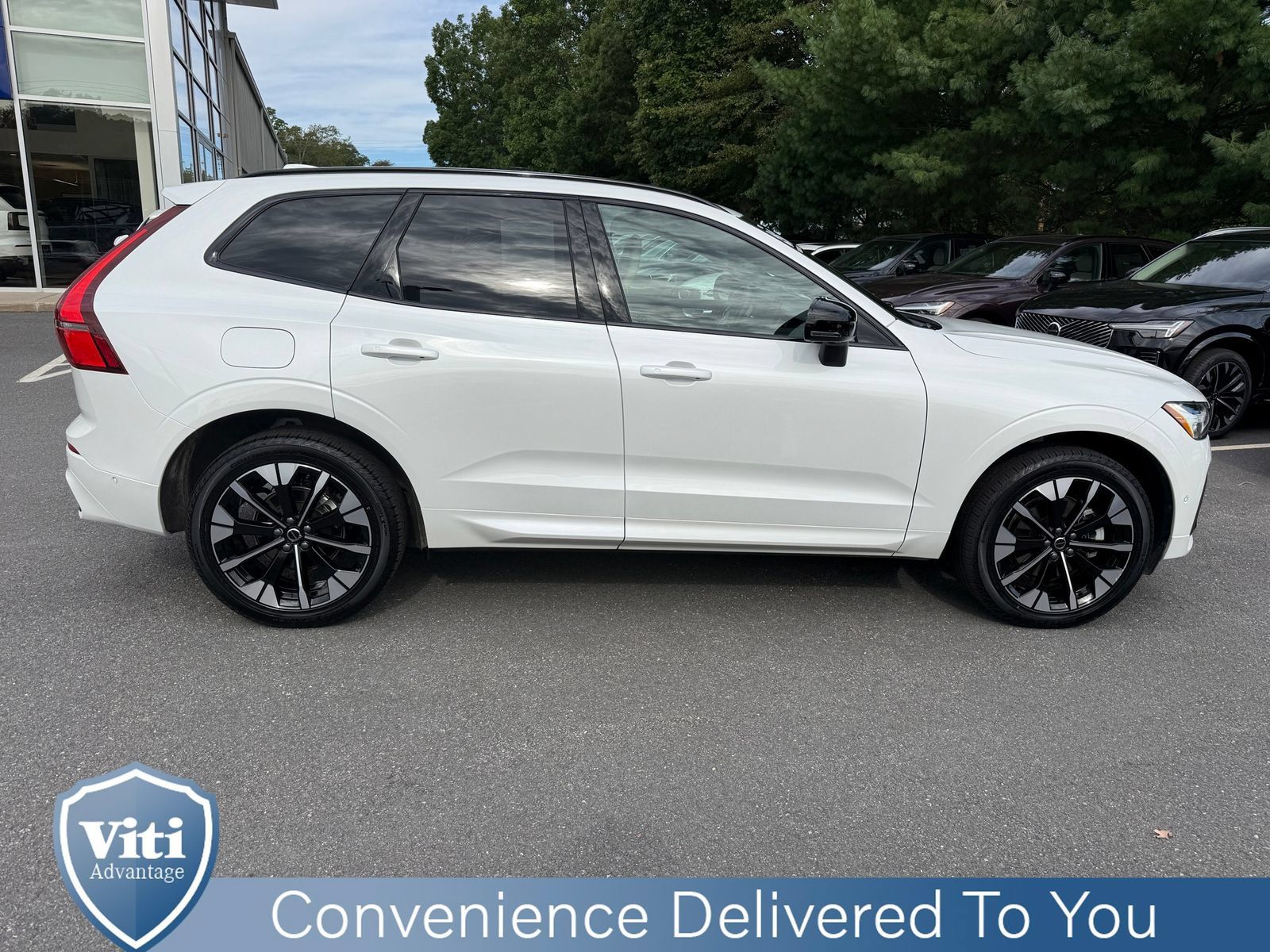Used 2026 Volvo XC60 B5 Plus w/ Protection Package Premier AWD/4WD image 8