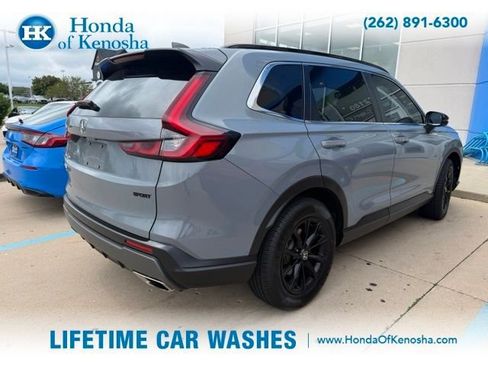 Used 2025 Honda CR-V Sport image 2