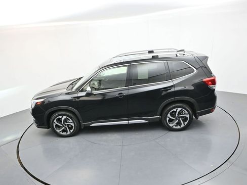 Used 2024 Subaru Forester Touring w/ POP Package 3 AWD/4WD image 26