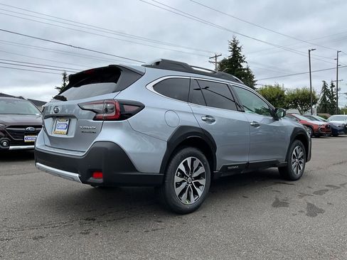 New 2025 Subaru Outback Touring XT image 8