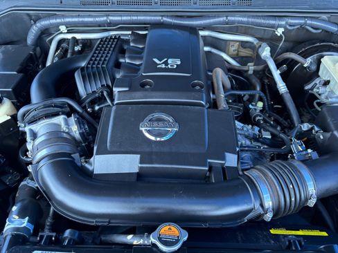 Used 2016 Nissan Frontier SV image 21