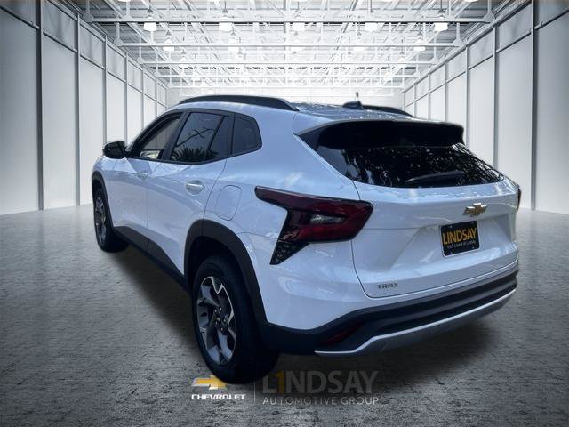 Certified 2026 Chevrolet Trax LT FWD image 6