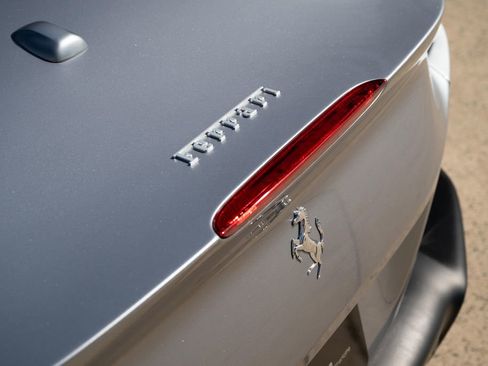 Certified 2022 Ferrari Portofino M Base image 21