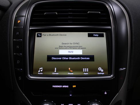 Used 2016 Lincoln MKX Select w/ Climate Package image 18