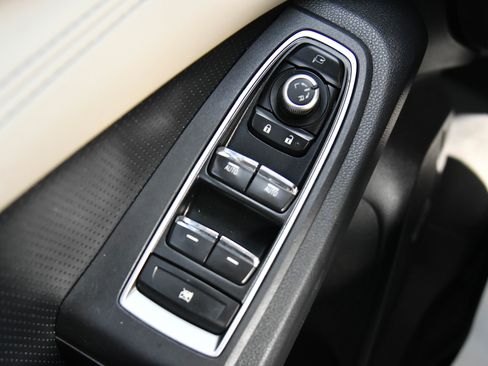 Used 2022 Subaru Ascent Touring image 35