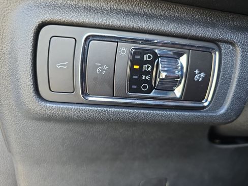 New 2026 Lincoln Corsair Premiere image 26