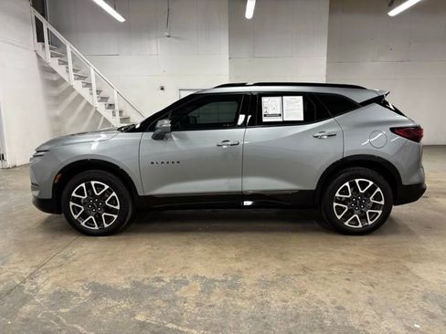 Used 2024 Chevrolet Blazer RS w/ Driver Confidence II Package image 4