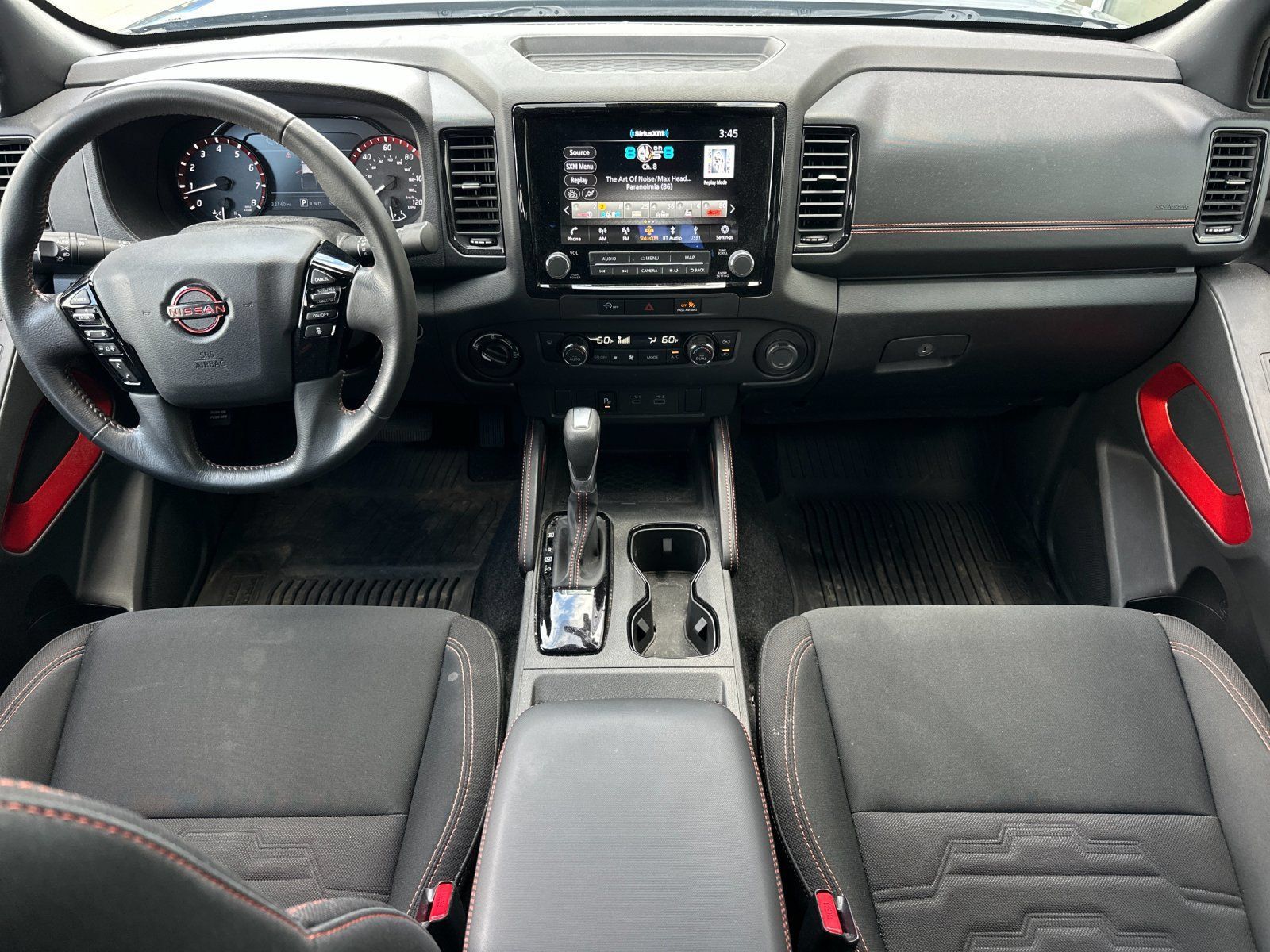 Used 2024 Nissan Frontier PRO-4X w/ Technology Package AWD/4WD image 12