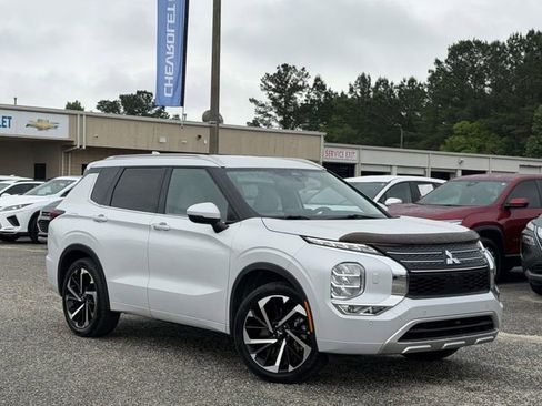 Used 2022 Mitsubishi Outlander SEL AWD/4WD image 2