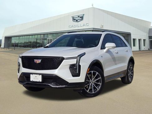 Certified 2025 Cadillac XT4 Sport w/ Cold Weather Package image 1