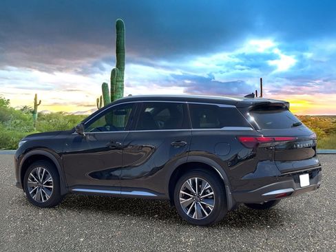 Certified 2026 INFINITI QX60 Luxe w/ Cargo Package image 4