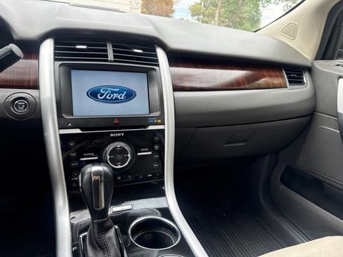 Used 2014 Ford Edge Limited w/ Equipment Group 301A AWD/4WD image 14