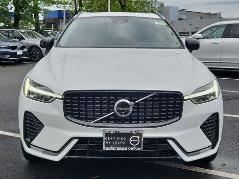 Certified 2024 Volvo XC60 B5 Plus w/ Protection Package Premier AWD/4WD image 2