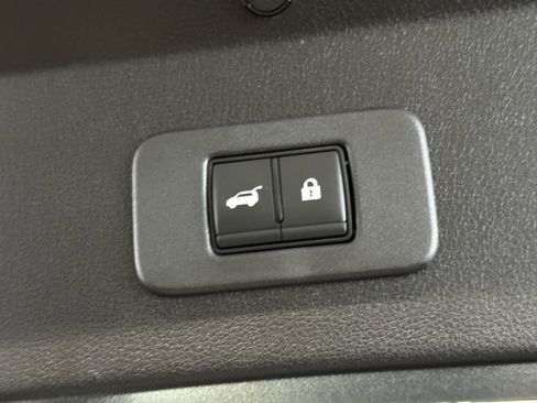 New 2026 Nissan Leaf Platinum+ w/ Illuminated Package image 17