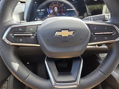 New 2026 Chevrolet Equinox LT w/ Convenience Package II image 31