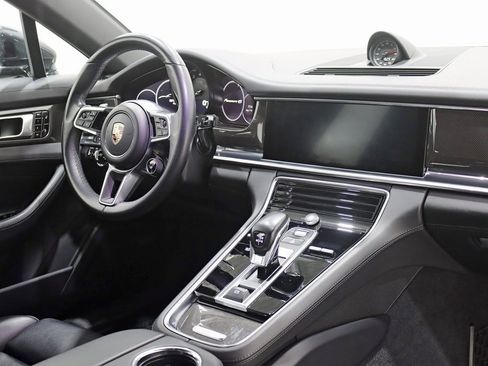 Used 2017 Porsche Panamera 4S image 36
