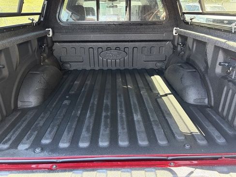Used 2017 Ford F150 Lariat AWD/4WD image 10