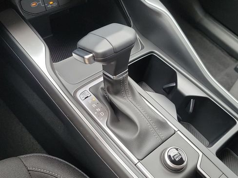 New 2026 Kia Sorento LX FWD image 33