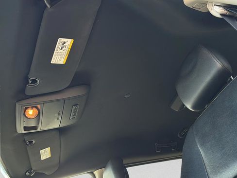 Used 2018 Dodge Grand Caravan SXT FWD image 15