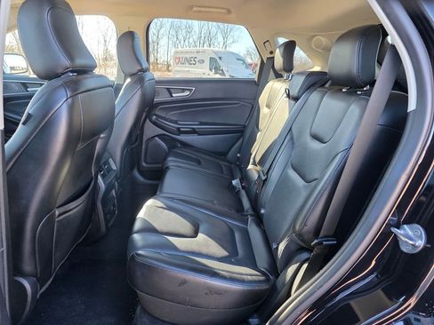 Used 2022 Ford Edge Titanium w/ Equipment Group 301A AWD/4WD image 34