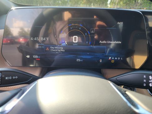 New 2025 Chevrolet Equinox ACTIV w/ Safety and Technology Package image 31