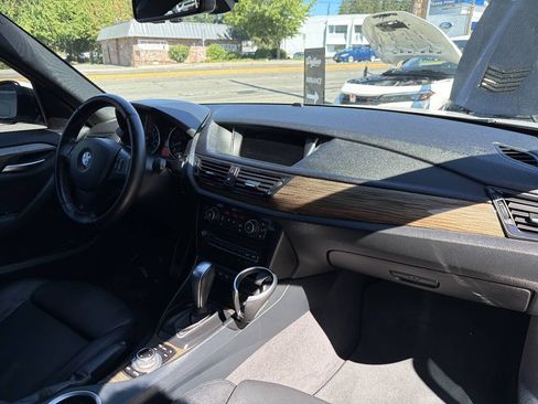 Used 2013 BMW X1 xDrive35i AWD/4WD image 19