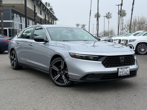 Used 2023 Honda Accord Sport image 1