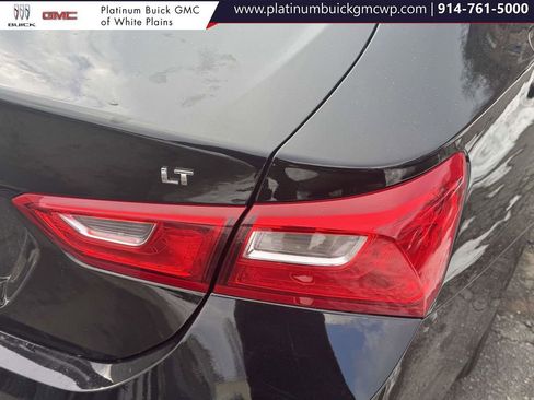 Used 2024 Chevrolet Malibu LT image 10