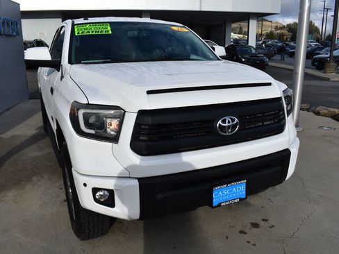 Used 2016 Toyota Tundra Limited image 10