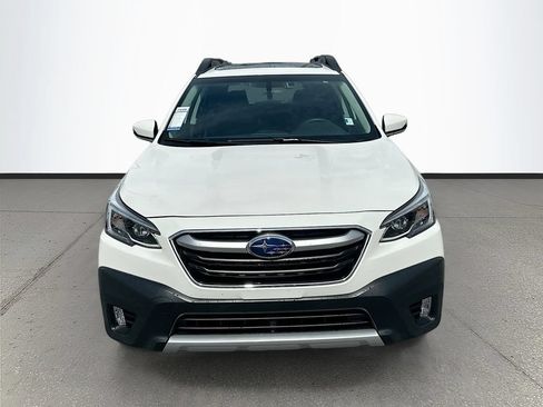 Used 2022 Subaru Outback Limited AWD/4WD image 2