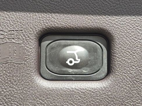 Used 2019 Lincoln Nautilus Black Label image 12